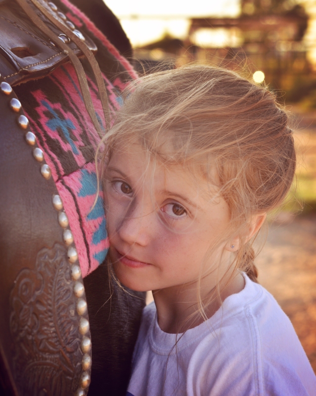 Thing1 loves animals and horses are no exception- in fact, they could be her favorite!